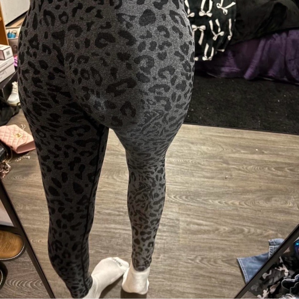 Gray Leopard Print Leggings